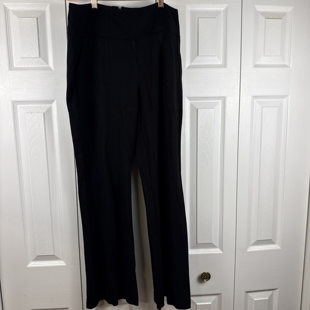 Cabi Black Pull-on Cropped Straight Leg Pants W/ Back Zipper Size 12